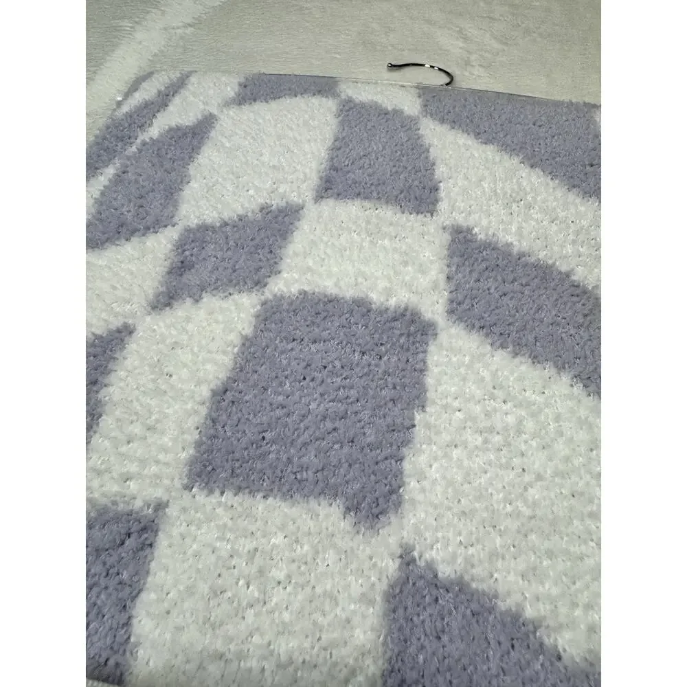 Mellow & Mod Feather Yarn Blanket Lavendar & White Check 50 X 70 in